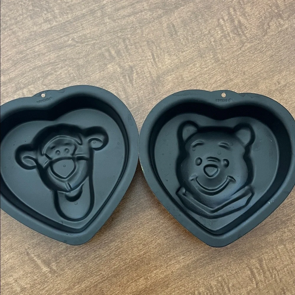 Heart-Shaped tigger and Pooh Cake Pans